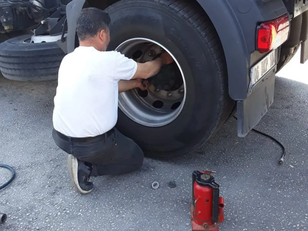 Yakutiye Oto Lastikçi